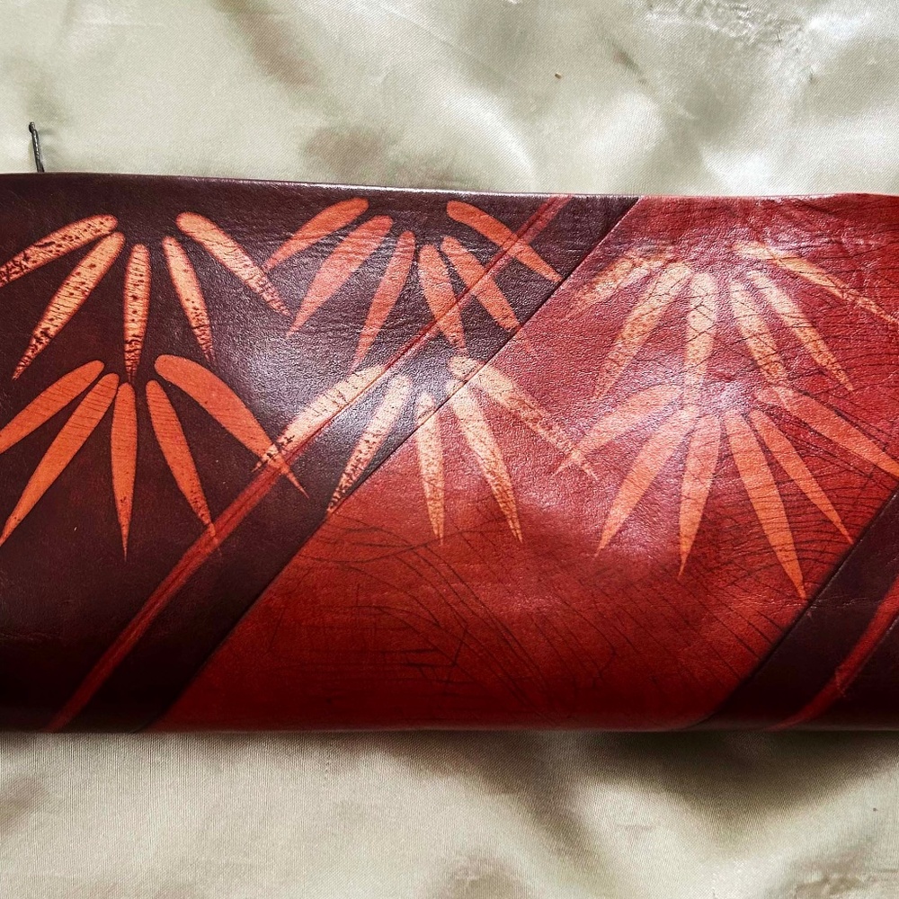 CLUTCH HANDCRAFTED IN BRAZIL, LEATHER, LOST WAX METHOD, ONE OF A KIND, RED/PLUM